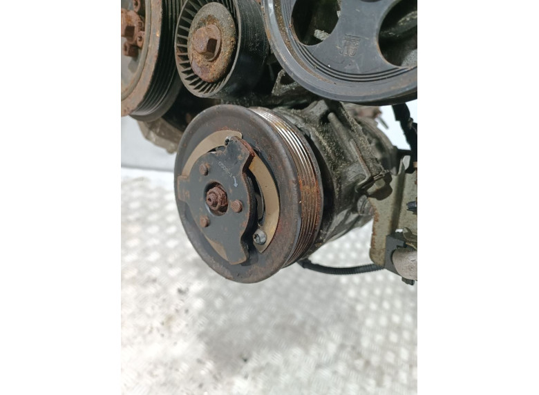 Компрессор кондиционера к Opel Insignia, 2010г.