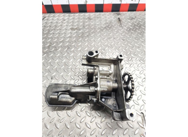 Насос масляный к Peugeot 807