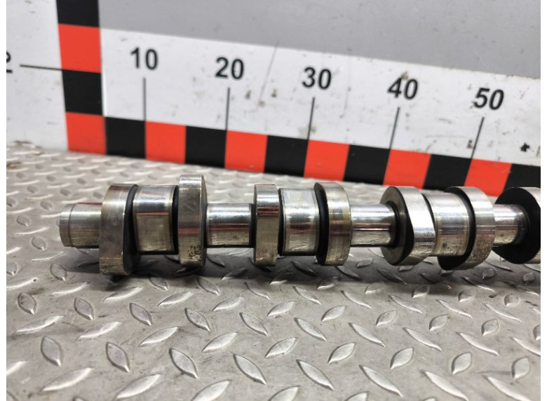 Распредвал к Volkswagen Transporter, 2004г.