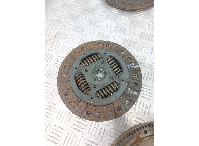 Комплект сцепления к Volkswagen Golf, 2006г.