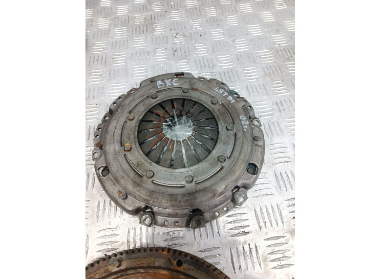 Комплект сцепления к Volkswagen Golf, 2006г.