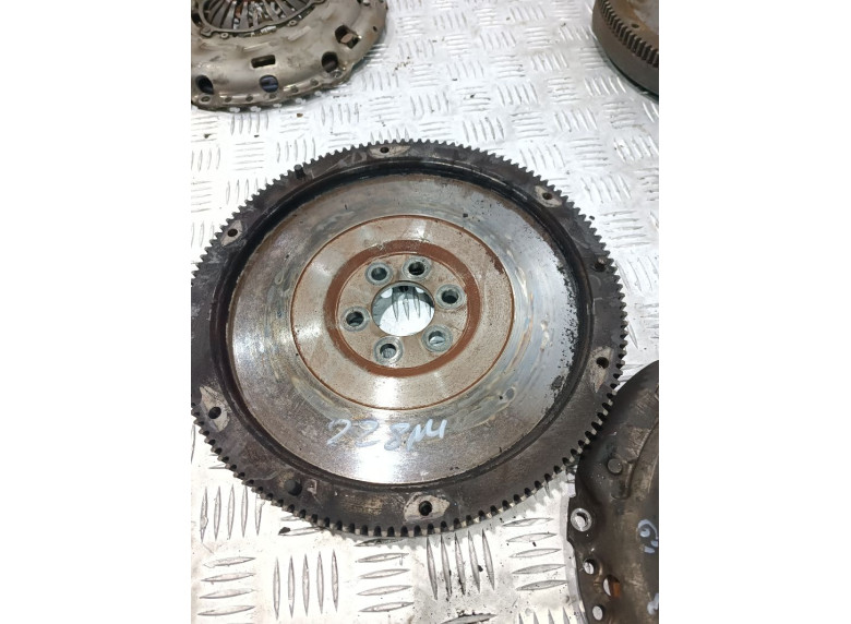 Комплект сцепления к Volkswagen Golf, 1996г.