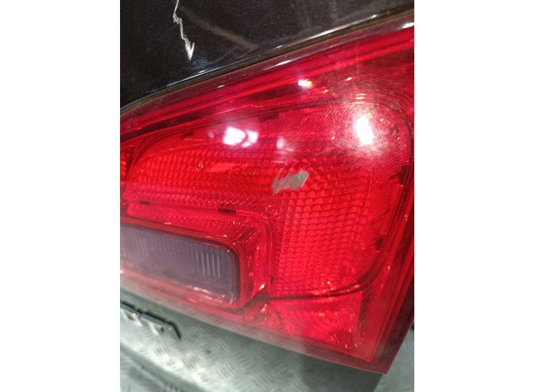 Фонарь крышки багажника правый к Opel Astra, 2011г.