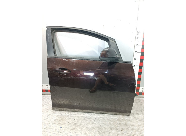Дверь передняя правая к Opel Astra, 2011г.