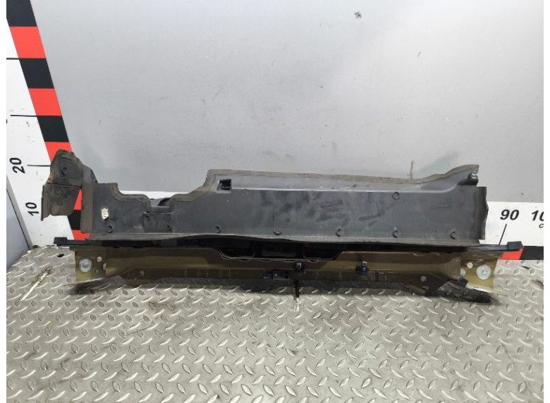 Рамка капота к Opel Astra, 2011г.