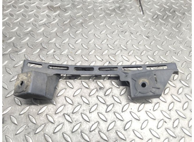 Кронштейн крепления бампера переднего к Volkswagen Caddy, 2006г.