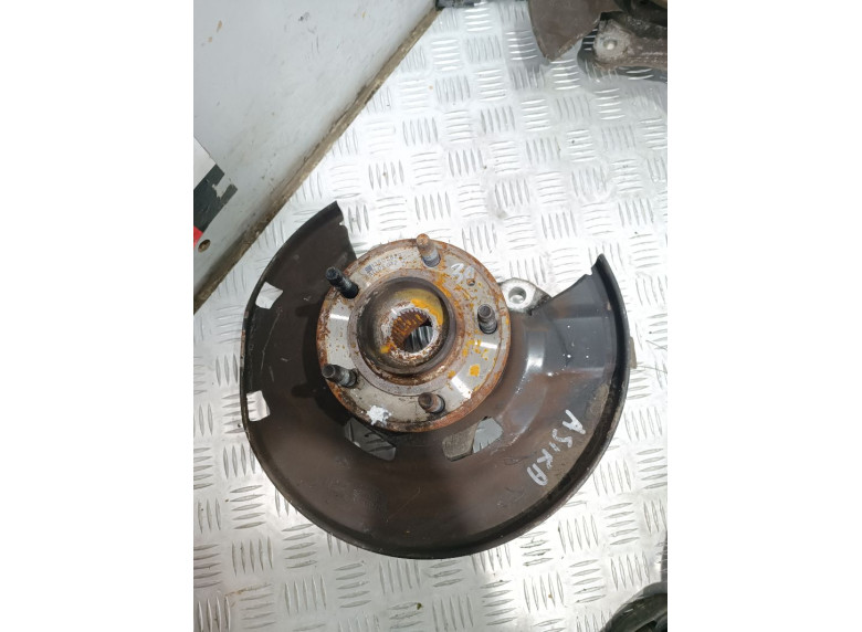 Ступица передняя левая к Opel Astra, 2011г.