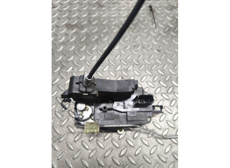 Замок двери передней левой к Opel Vectra, 2004г.