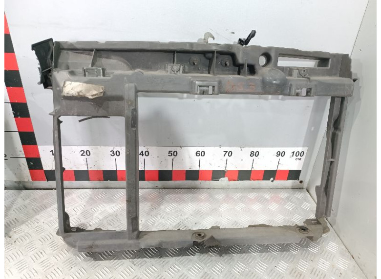 Передняя панель крепления облицовки (телевизор) к Citroen DS3, 2011г.