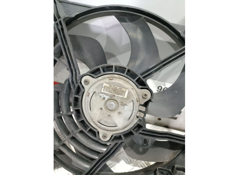 Вентилятор радиатора к Citroen DS3, 2011г.