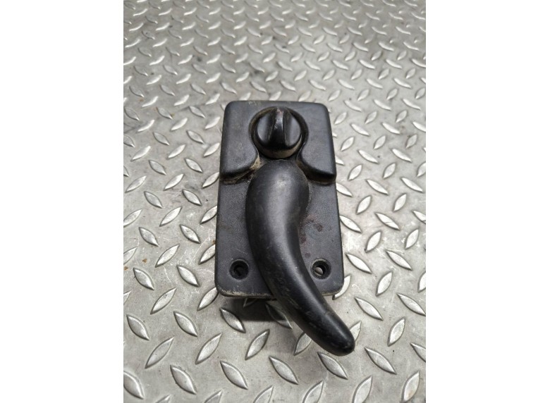 Ручка внутренняя задняя правая к Renault Master