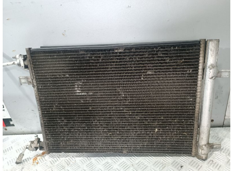 Радиатор кондиционера к Opel Astra, 2011г.