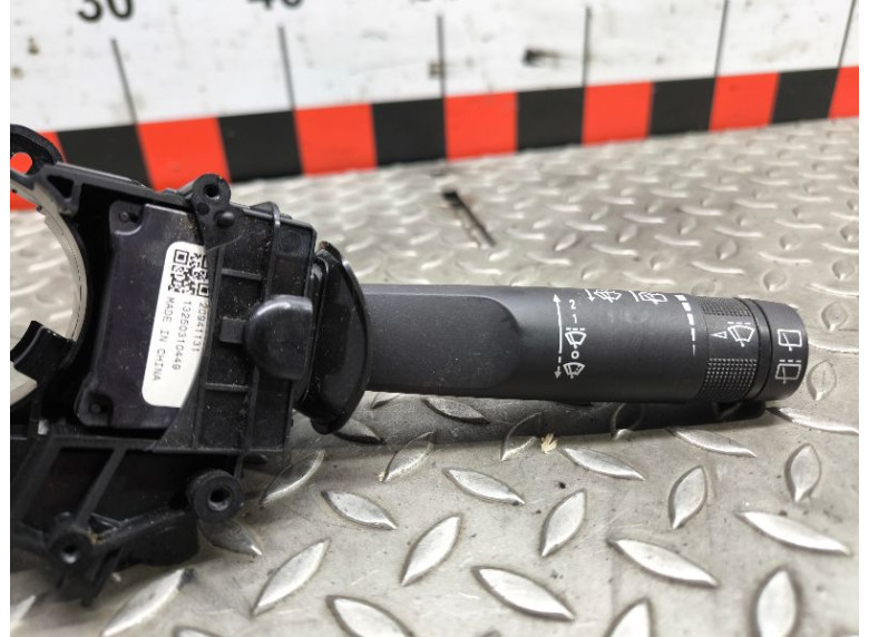 Переключатель подрулевой (стрекоза) к Opel Astra, 2011г.