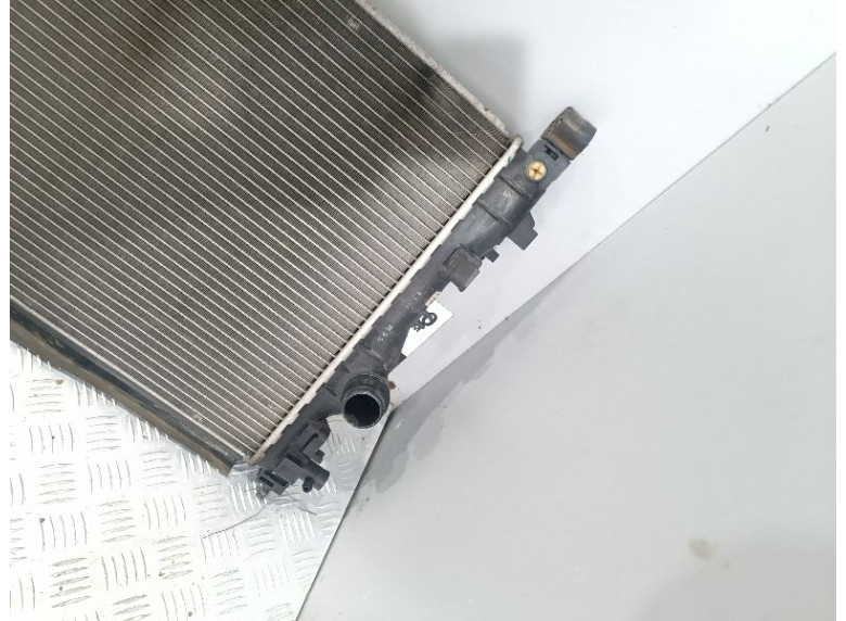 Радиатор (основной) к Opel Astra, 2011г.