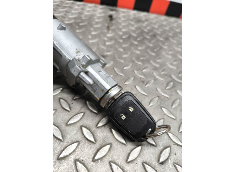 Замок зажигания к Opel Astra, 2011г.