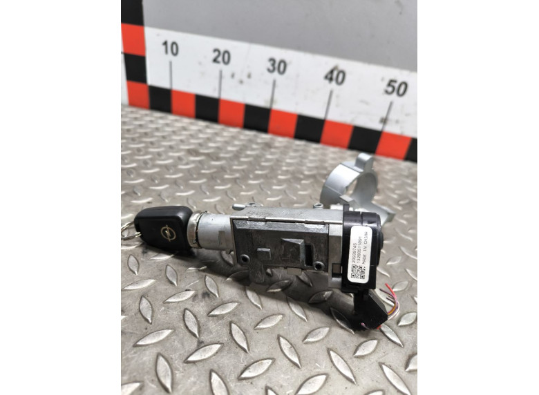 Замок зажигания к Opel Astra, 2011г.