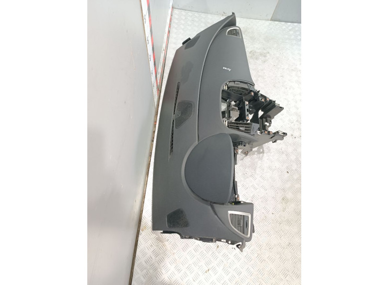 Панель передняя салона (торпедо) к Opel Astra, 2011г.