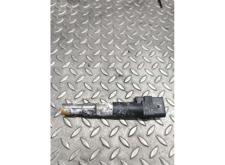 Катушка зажигания к Volkswagen Golf, 2000г.