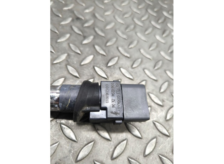 Катушка зажигания к Volkswagen Golf, 2000г.