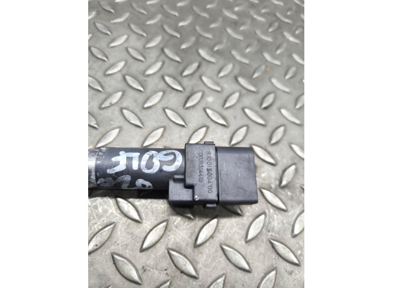 Катушка зажигания к Volkswagen Golf, 2000г.