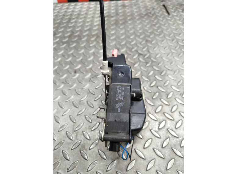 Замок двери передней левой к Mercedes Vito W639, 2005г.