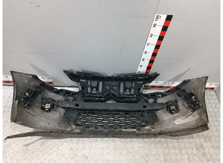 Бампер передний к Citroen DS3, 2011г.