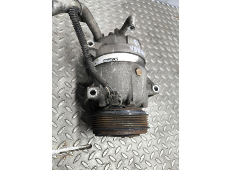 Компрессор кондиционера к Opel Vivaro, 2003г.