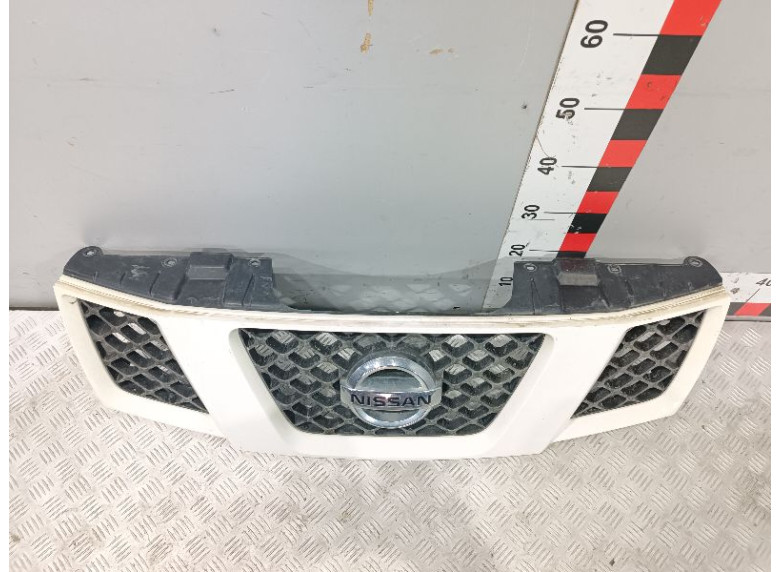 Решетка радиатора к Nissan Navara, 2007г.