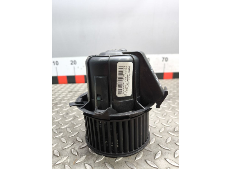 Моторчик печки к Citroen DS3, 2011г.