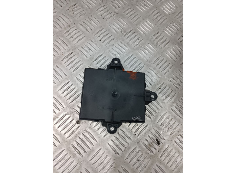 Блок управления двери передней левой к Mercedes B W245, 2006г.