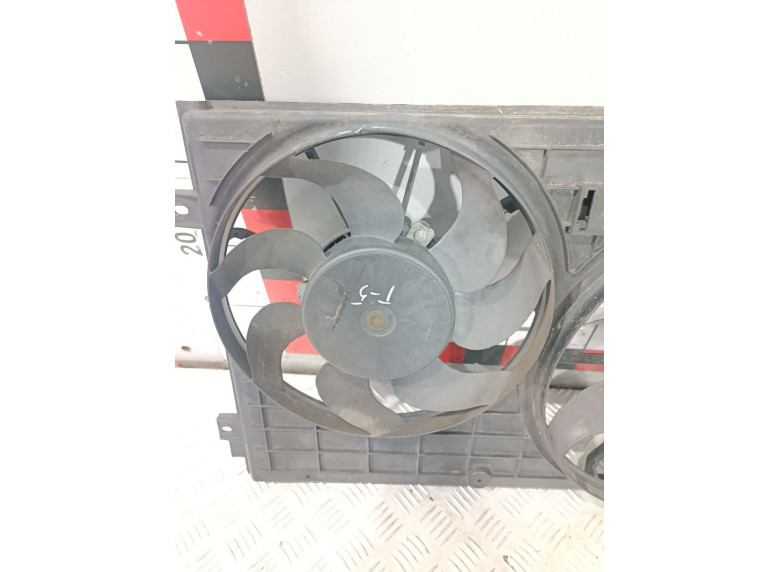 Вентилятор кондиционера к Volkswagen Golf, 2007г.