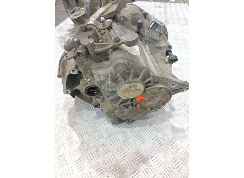 КПП механическая (МКПП) к Mercedes B W245, 2006г.