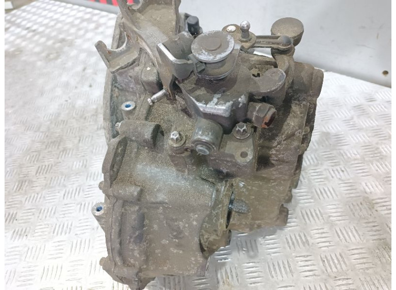 КПП механическая (МКПП) к Mercedes B W245, 2006г.