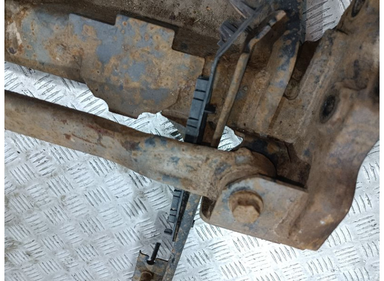 Стабилизатор подвески (поперечной устойчивости) задний к Opel Vivaro, 2005г.