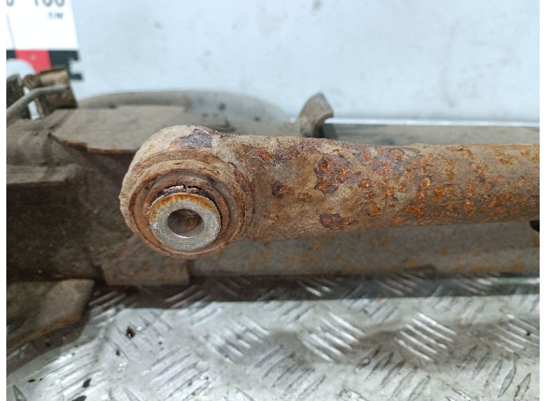 Стабилизатор подвески (поперечной устойчивости) задний к Opel Vivaro, 2004г.