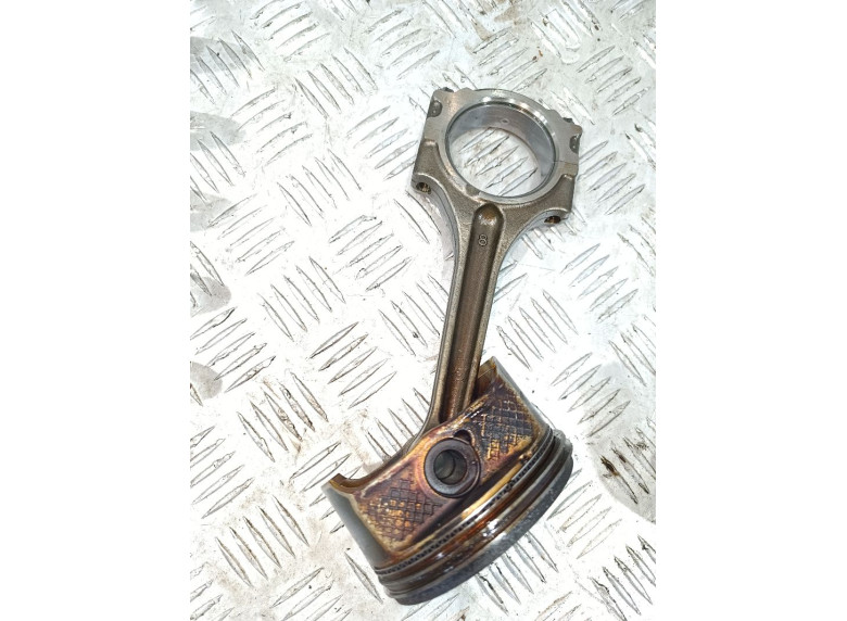 Поршень к Mazda 6, 2009г.