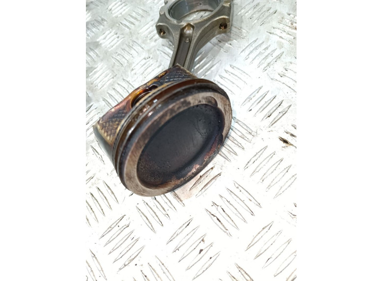 Поршень к Mazda 6, 2009г.