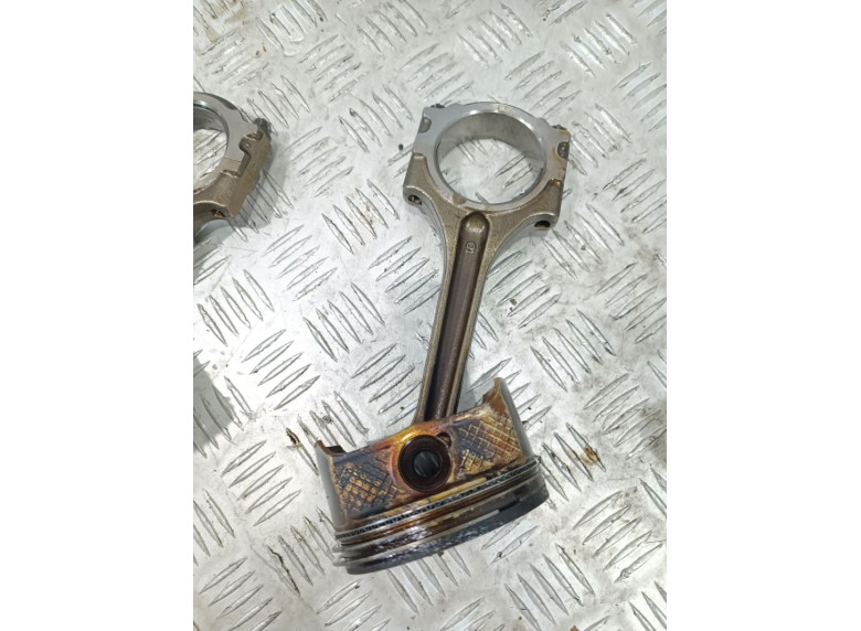 Поршень к Mazda 6, 2009г.