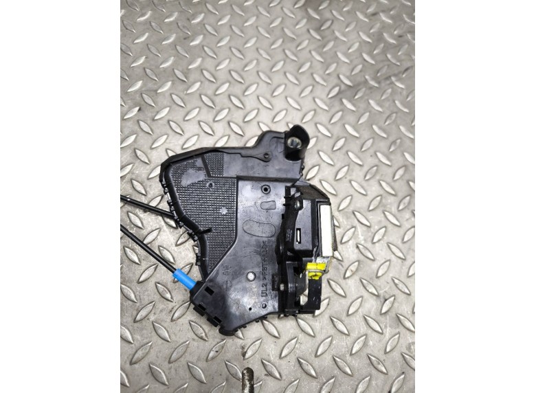 Замок двери передней левой к Замок двери передней левой к Toyota Yaris undefined г. Yaris