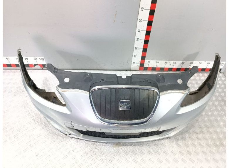 Бампер передний к Seat Leon, 2011г.