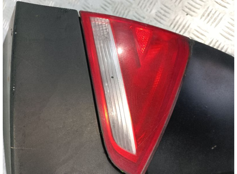 Фонарь крышки багажника правый к Audi A5, 2010г.