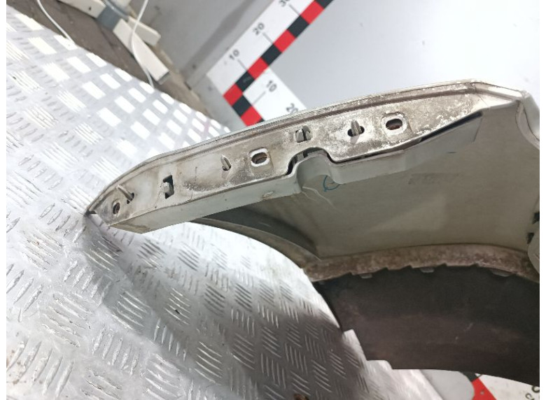 Кронштейн крепления крыла переднего левого к Ford Focus, 2006г.