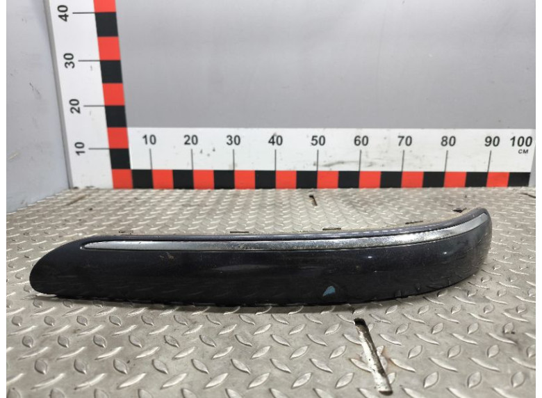 Молдинг бампера переднего к Mercedes A W168, 2002г.