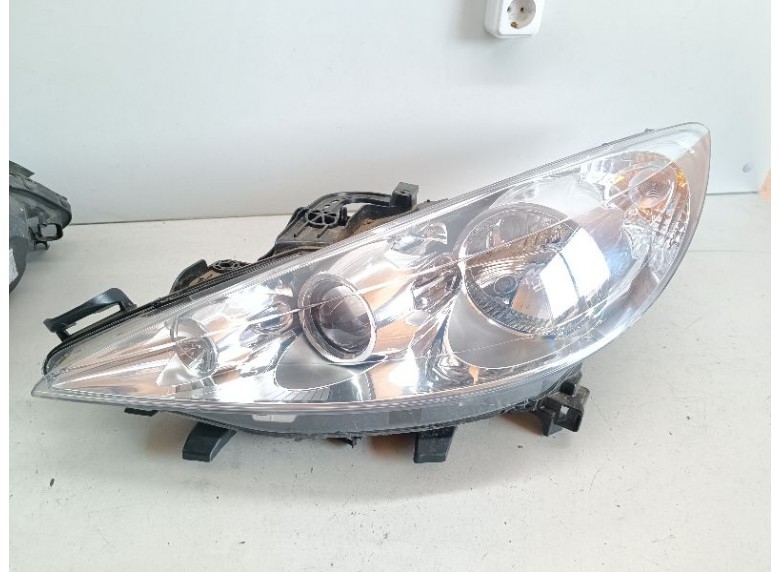 Фара левая к Peugeot 207