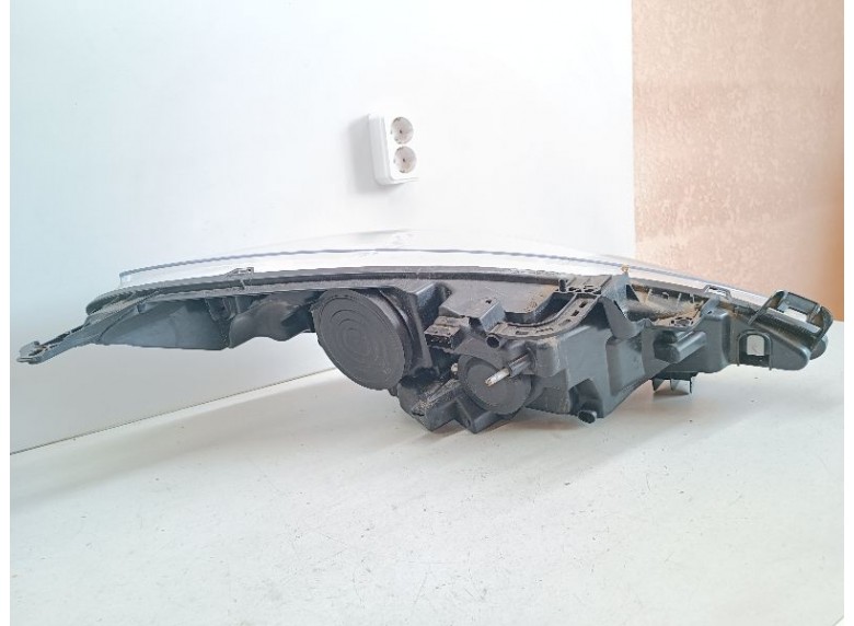 Фара левая к Фара левая к Peugeot 207 undefined г. 207