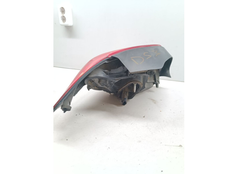 Фонарь задний правый к Citroen DS3, 2012г.