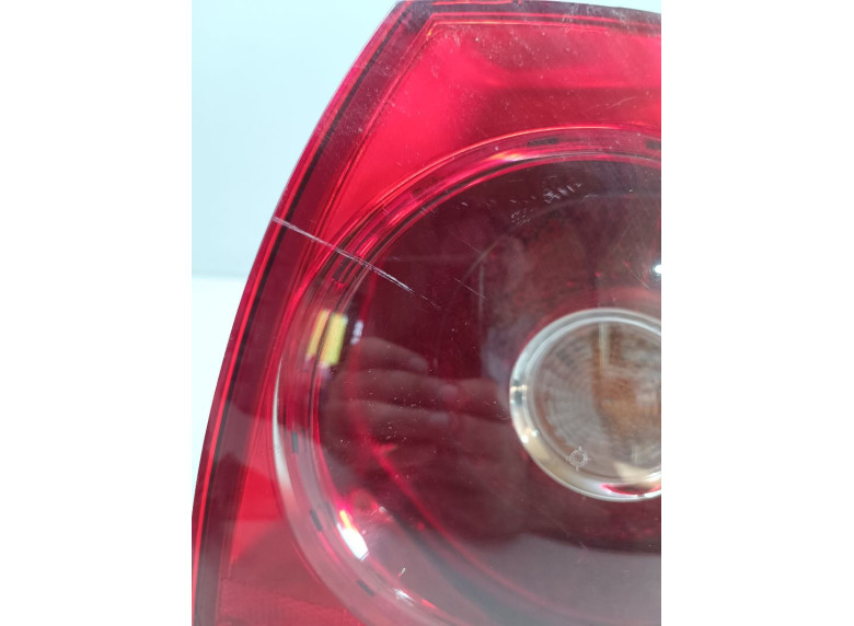 Фонарь задний правый к Volkswagen Golf, 2007г.