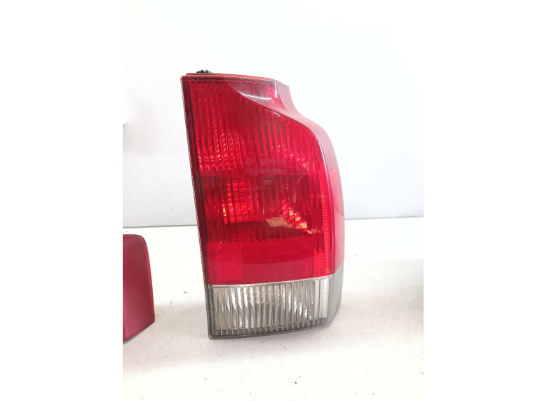 Фонарь задний правый к Volvo V70, 2004г.