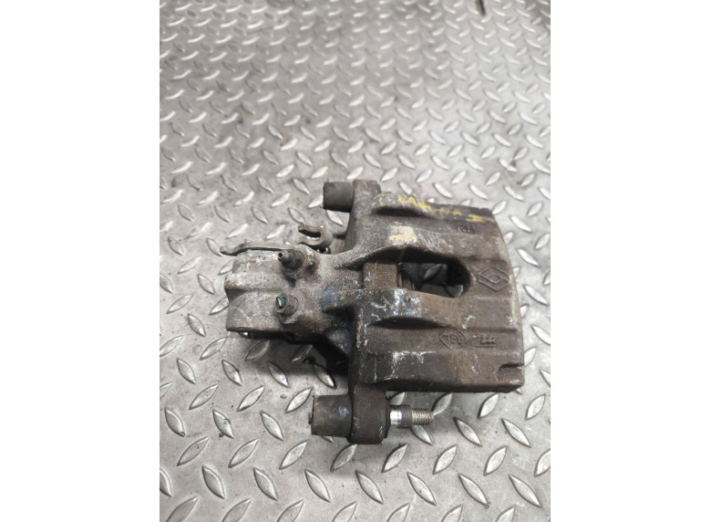 Суппорт задний правый к Renault Espace, 2004г.