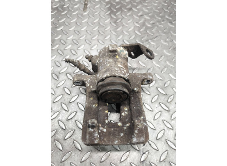 Суппорт задний правый к Volkswagen Golf, 1998г.